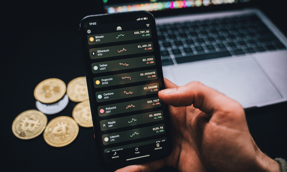 Upcoming Apple iPhone feature to give merchants a way to accept crypto payments